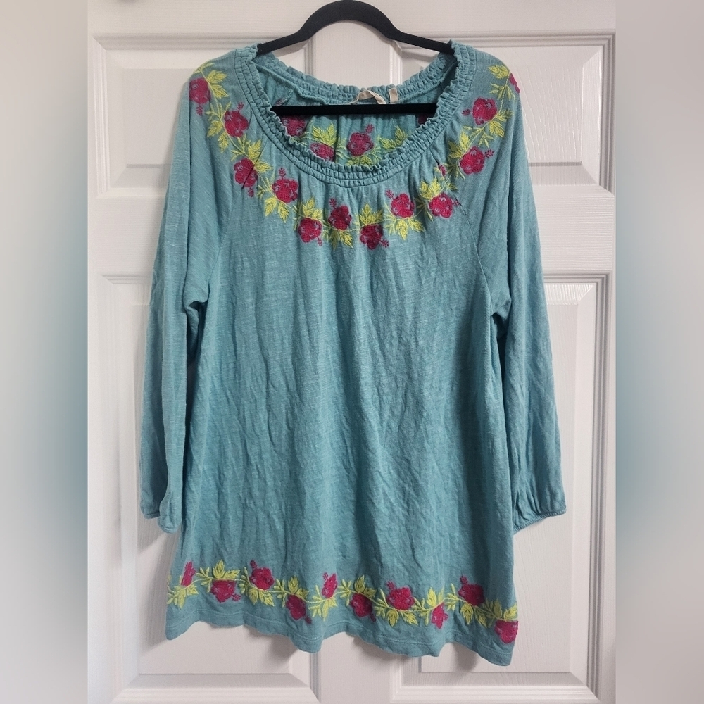 Soft Surroundings Womens Floral Embroidered Top Size L